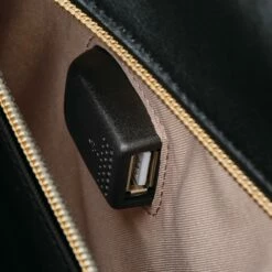 Samsonite Mobile Solution 19" Expandable Spinner 20 Samsonite Mobile Solution 19" Expandable Spinner -Travel Sales Store 1281681041 19Spin 7 USB Port