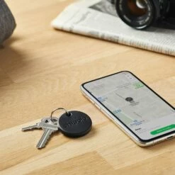 Chipolo ONE Bluetooth Item Tracker -Travel Sales Store CH BT002 001 black 6