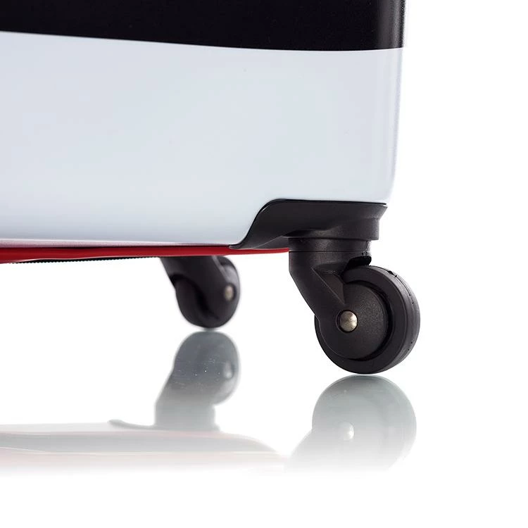 Heys NHL 2pc Chicago Blackhawks Spinner Luggage Set 6 Heys NHL 2pc Chicago Blackhawks Spinner Luggage Set - Image 4