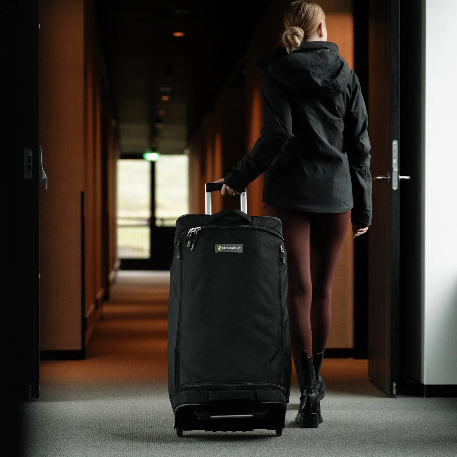 Oregami Rolling Duffle Suitcase With Fold-Out Organizers 5 Oregami Rolling Duffle Suitcase With Fold-Out Organizers - Image 3