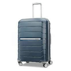 Samsonite Freeform 28" Hardside Spinner -Travel Sales Store PROD COL 78256 1596 FRONT34 f8e0b577 7db8 4237 87c6 9fe13c451e67