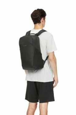 Pacsafe Vibe 20 Anti Theft 20L Backpack 28 Pacsafe Vibe 20 Anti Theft 20L Backpack -Travel Sales Store Vibe 20 60291130 JetBlack 9 1024x1024 aa96d8e5 e341 41ad acc7 6e53400a2ed9