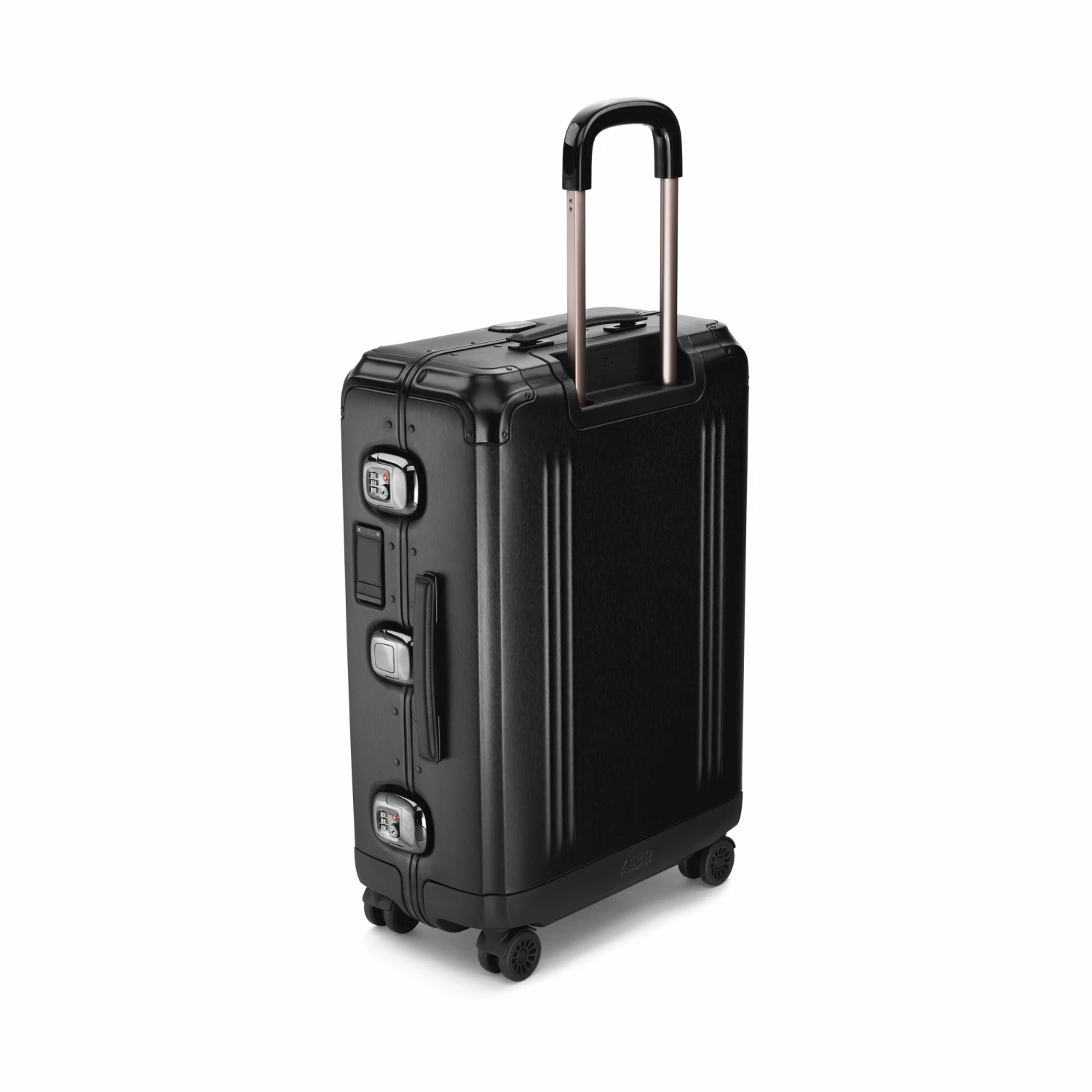 Zero Halliburton Pursuit Aluminum Medium Travel Case 5 Zero Halliburton Pursuit Aluminum Medium Travel Case - Image 3